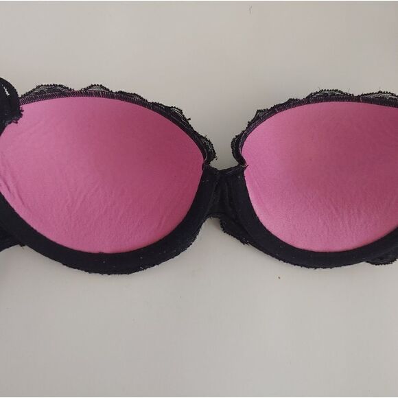 PINK Victoria's Secret Push-Up/Pigeonnant Black Lace Underwire Bra 32B - Picture 4 of 7